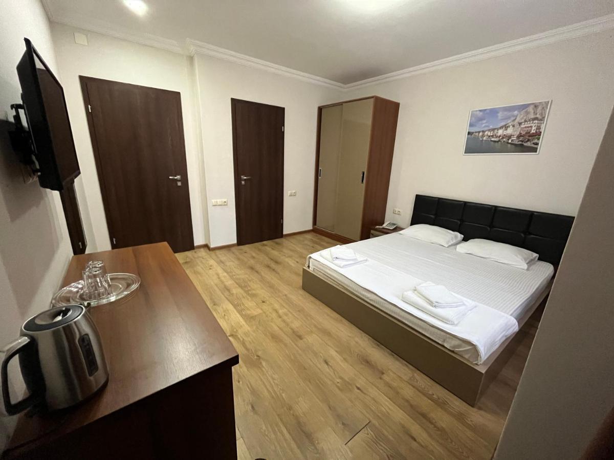 Ventura Hotel Batumi Eksteriør bilde